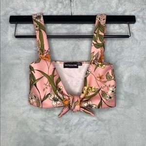 PrettyLittleThing top / pink / USA size 2